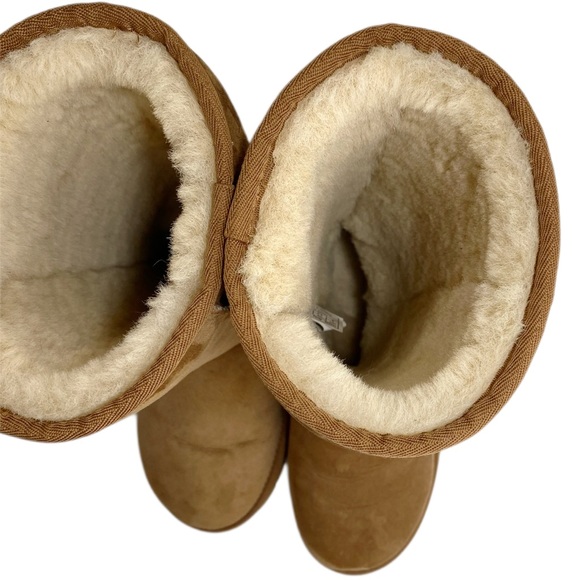 Authentic UGG Classic II Tall Boot Chestnut Suede Genuine Shearling Lined size 8 - Picture 6 of 15